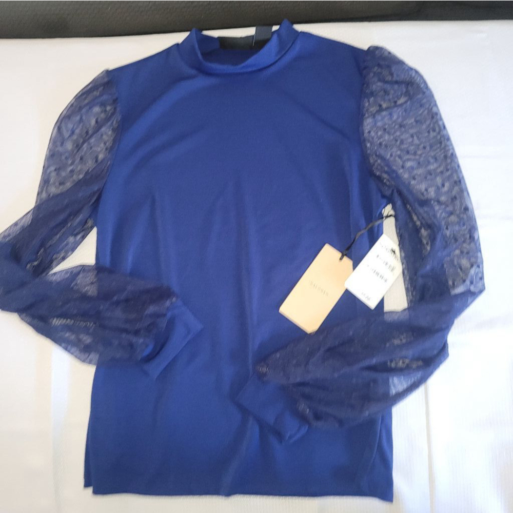 Women's Nordstrom Halogen 4 Piece Shirt Bundle. SIZE XS/S - Picture 2 of 5